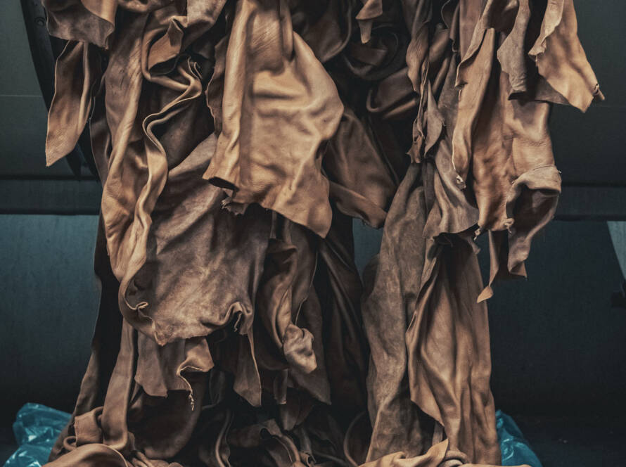 Artigiano del cuoio - Galleria fotografica delle fasi di lavorazione della concia e dell'ambiente