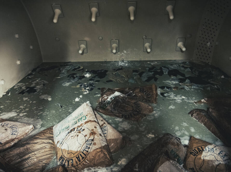 Artigiano del cuoio - Galleria fotografica delle fasi di lavorazione della concia e dell'ambiente